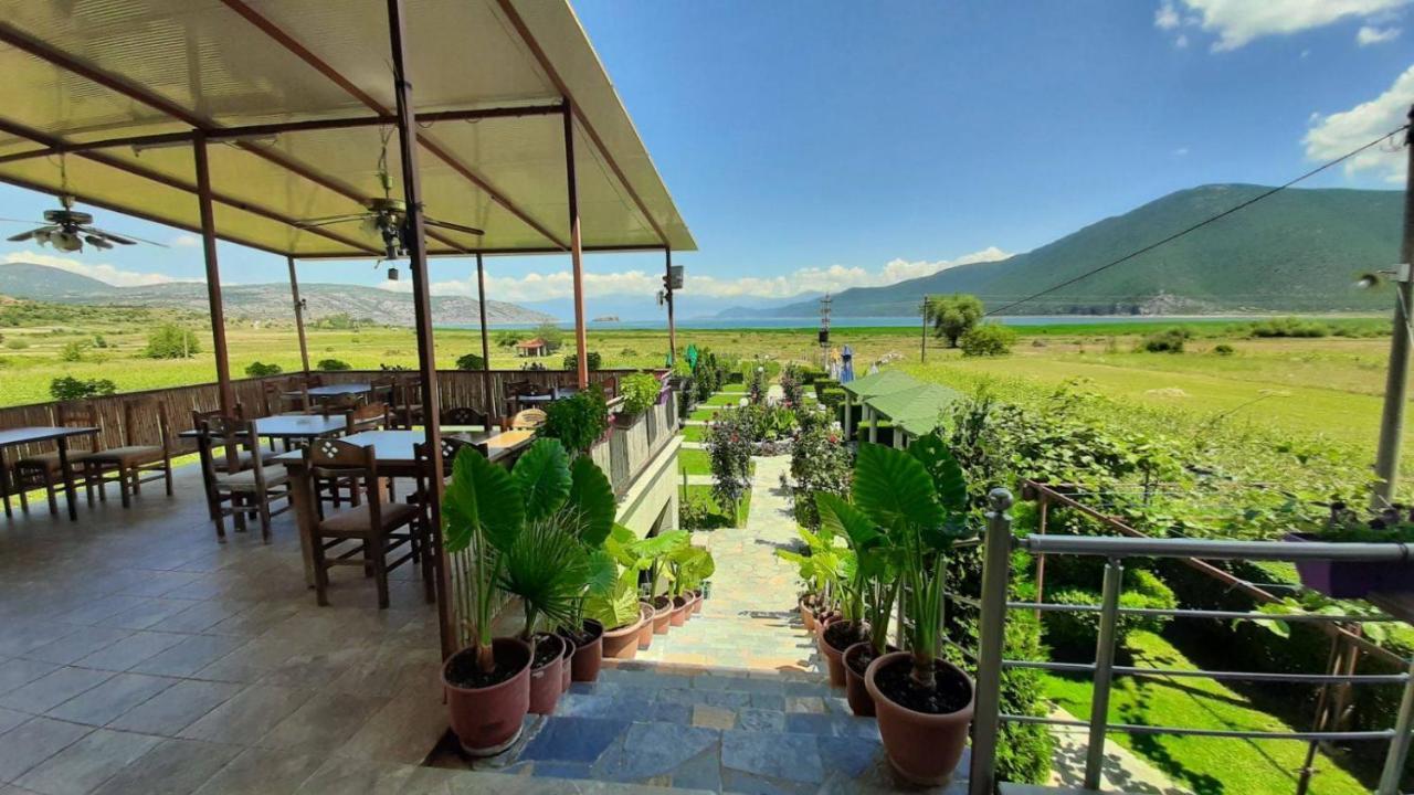 Hotel Restaurant Aleksander Korce Esterno foto
